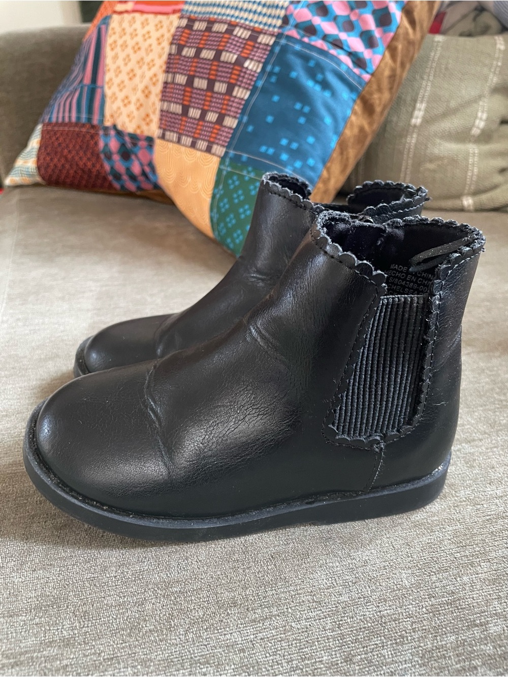 Old Navy black boots sz 10